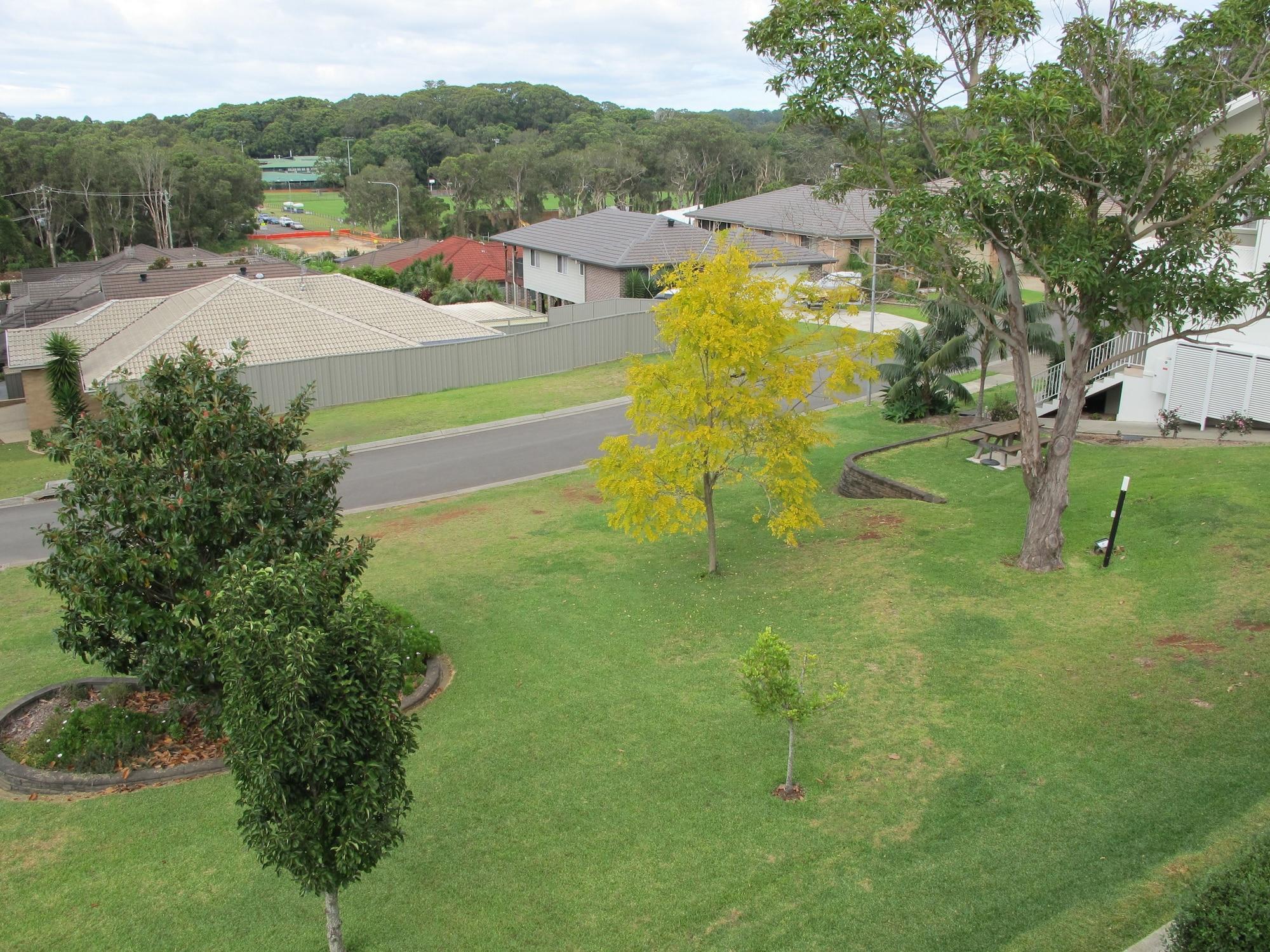 Aston Hill Motor Lodge Port Macquarie Bagian luar foto