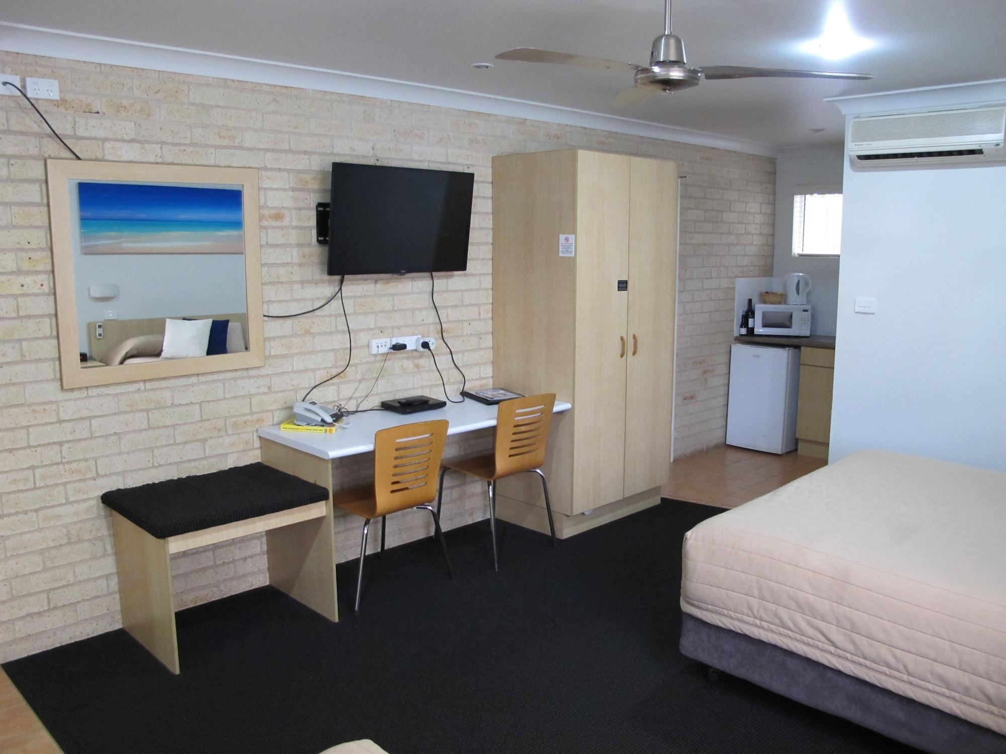 Aston Hill Motor Lodge Port Macquarie Bagian luar foto