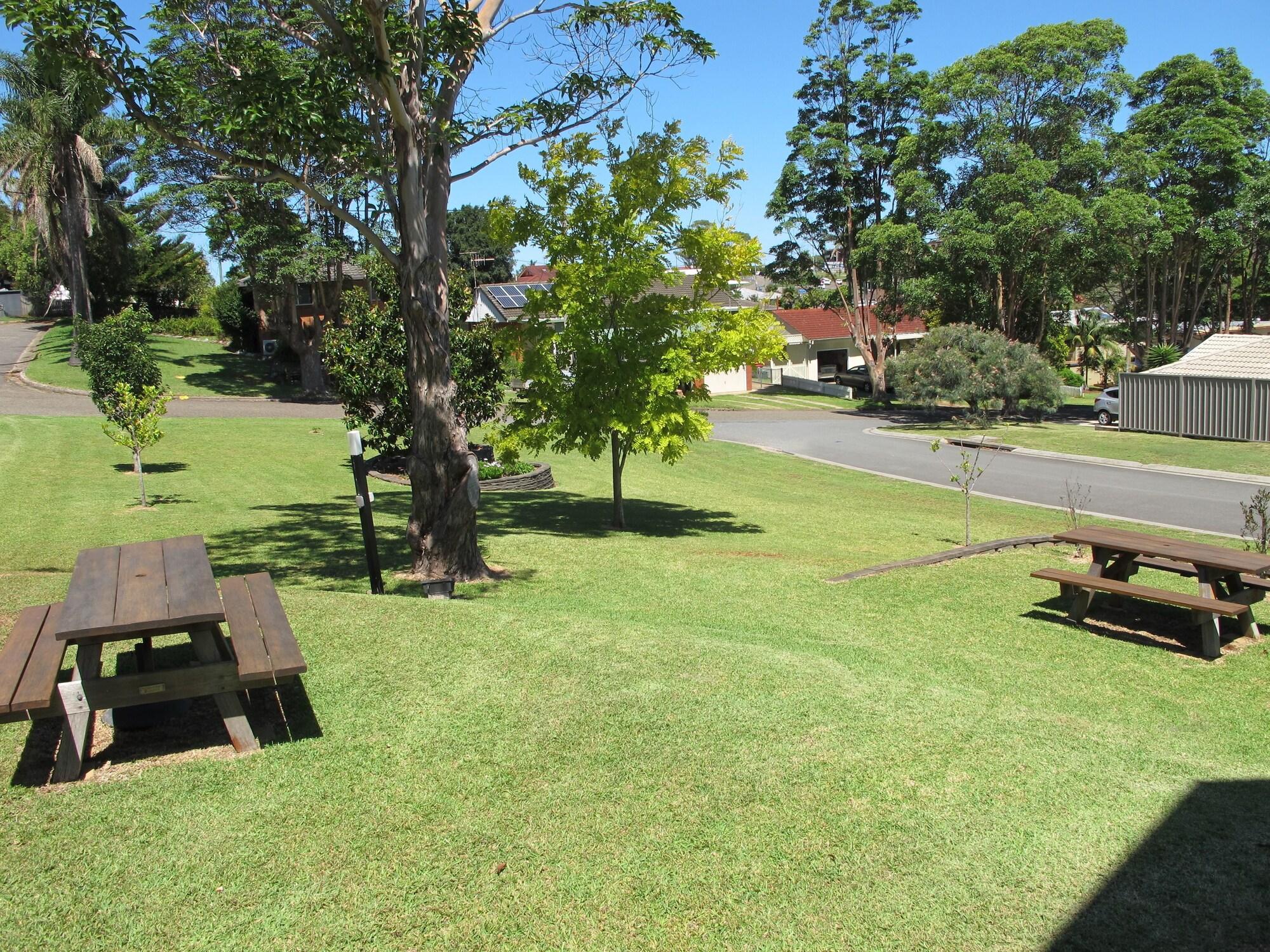 Aston Hill Motor Lodge Port Macquarie Bagian luar foto