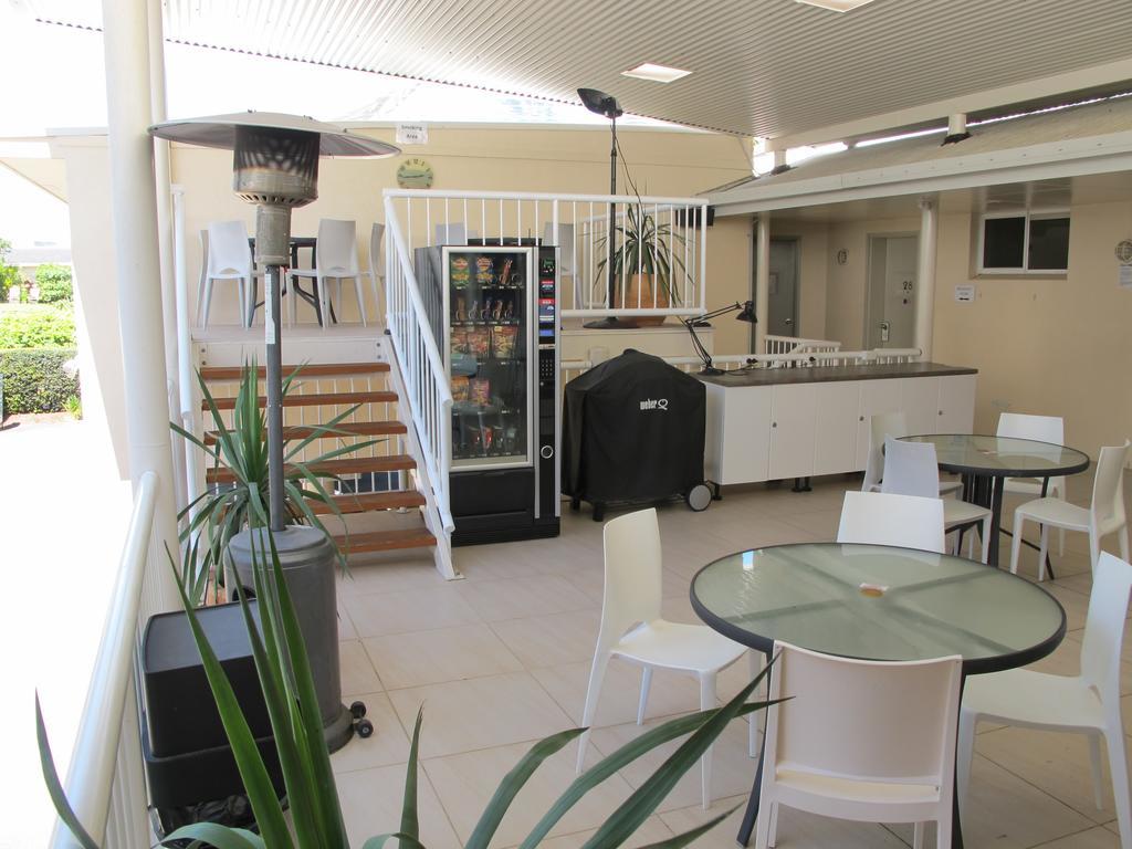 Aston Hill Motor Lodge Port Macquarie Bagian luar foto
