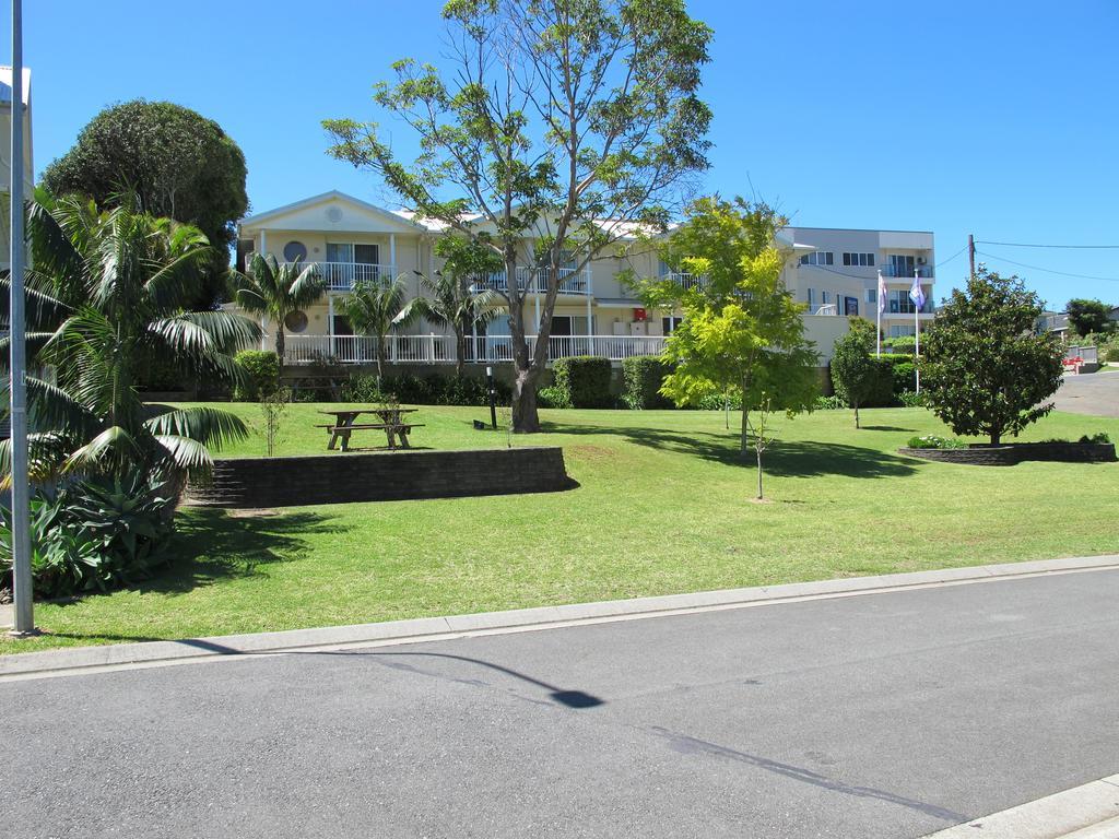 Aston Hill Motor Lodge Port Macquarie Bagian luar foto